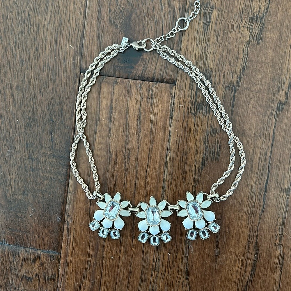 Banana republic statement necklace